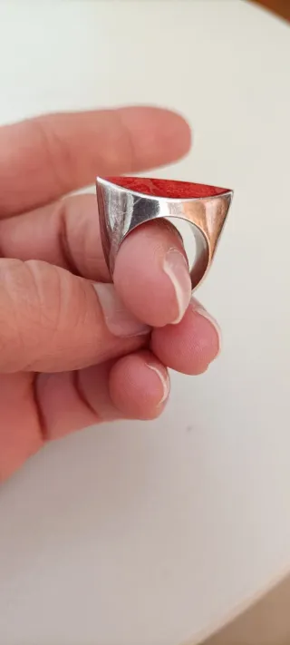 Anillo Vintage Plata y Coral Rojo
