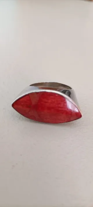 Anillo Vintage Plata y Coral Rojo