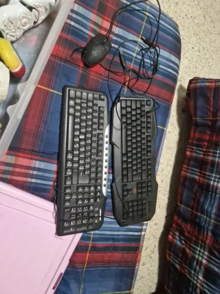 Tastiere Nere e Argento