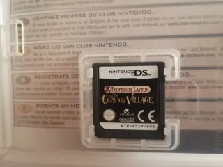 Profesor Layton y la Villa Misteriosa - Nintendo D