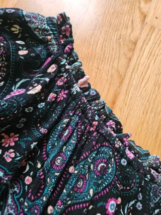 Vestido estampado. Talla M.