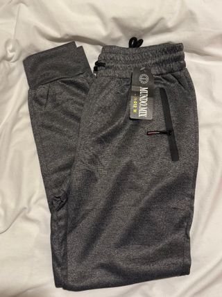 Pantalón chándal Talla M