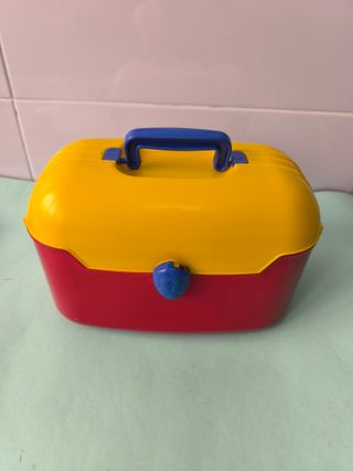 Cocinita de juguete con accesorios