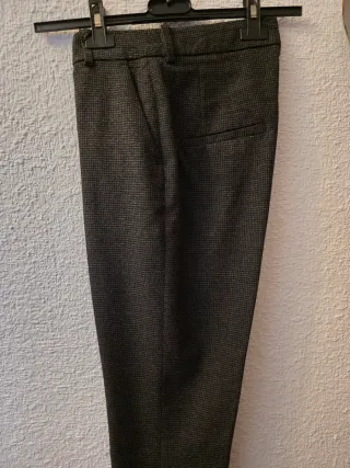 Pantalón Zara cuadros negro y gris T 34 4 bolsillo