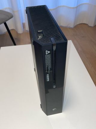 Xbox One 500GB + 11 Juegos + Mandos