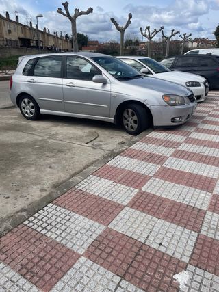 KIA Cerato 2005