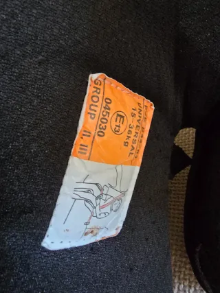2x Alzadores Silla Coche Niños. Cada una por 8€.