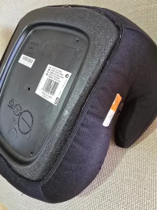 2x Alzadores Silla Coche Niños. Cada una por 8€.