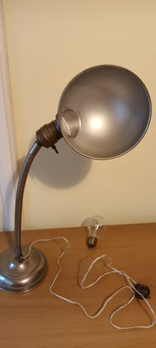 Lampada da tavolo vintage