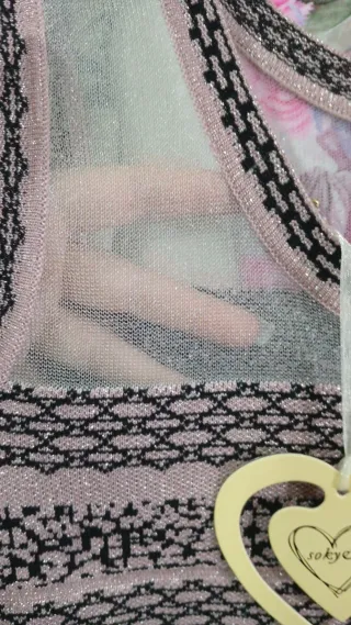 Liquidación: Ropa con estampado floral