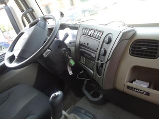 Renault MIDLUM 280.18 DXI-CAMIONES FRIGORIFICOS