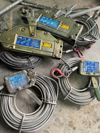 Andamio colgante con trocolas