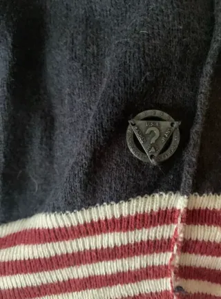 Jersey Guess Cuello Pico Talla XL