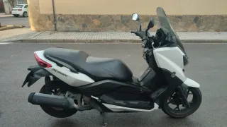 Yamaha XMAX 125 Scooter