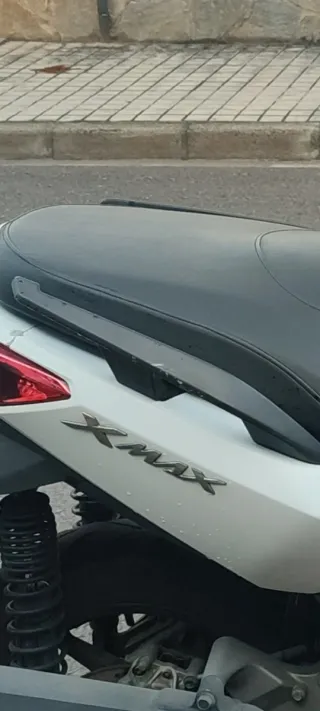 Yamaha XMAX 125 Scooter
