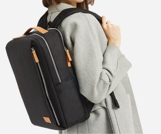 Mochila gris + funda de laptop