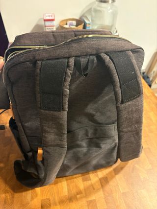 Mochila gris + funda de laptop