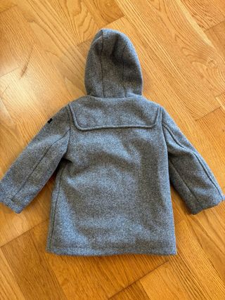 Casaco de bebé cinzento com capuz