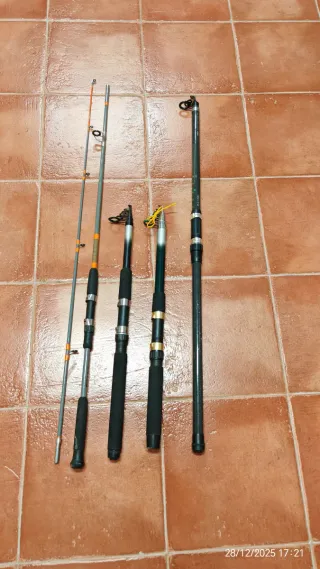 4 cañas de pesca