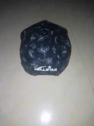 Gorra Hellsstar Negra Camuflaje