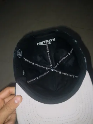 Gorra Hellsstar Negra Camuflaje