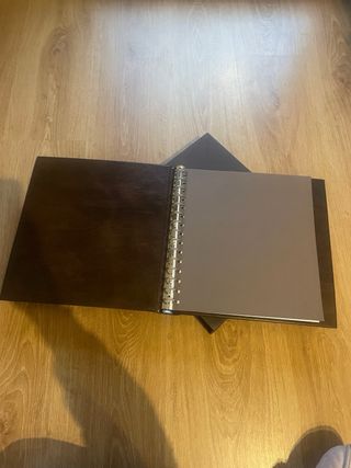 Álbum de sellos nuevo