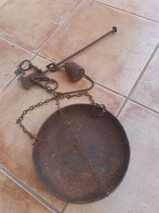 Romana vintage CON plato antigua. En mano.