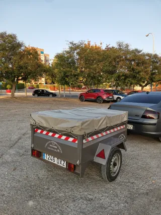Se alquila remolque por días