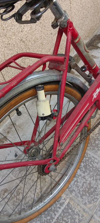 Bicicleta Clásica Roja