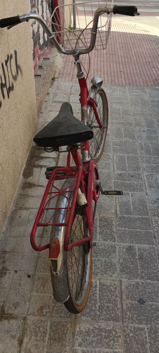 Bicicleta Clásica Roja