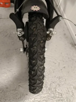 Bicicleta B'Twin 14 Niños + Ruedines