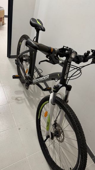 Bicicleta Rockrider Negra