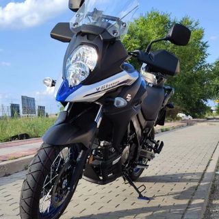 Suzuki V-Strom XT 650cc 2023