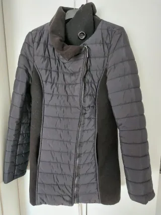 Cappotto donna nero trapuntato