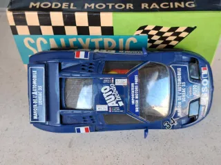 SCALEXTRIC BUGATTI EB110 LE Mans