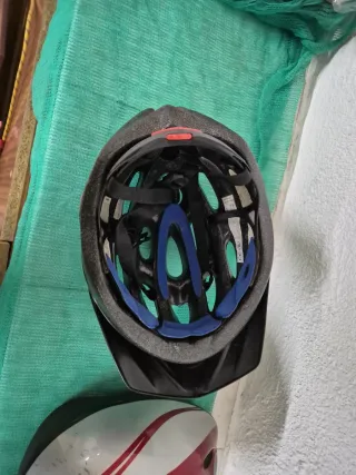 2 Cascos Bicicleta Bell y Rojo/Plata