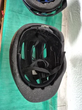 2 Cascos Bicicleta Bell y Rojo/Plata