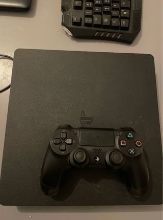 PS4 (PlayStation 4) Preta - Revisada