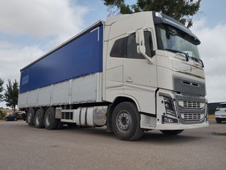 Volvo FH 16 750-CAMIONES LONAS / TAUTLINER