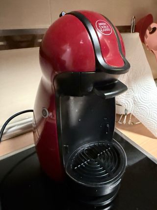 Cafetera Dolce Gusto Roja