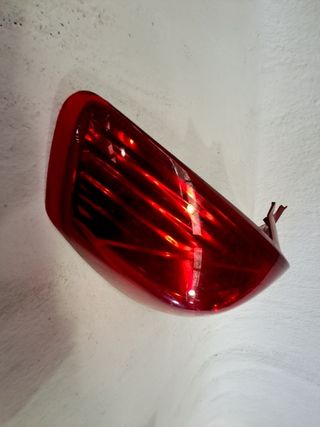 PILOTO TRASERO IZQUIERDO OPEL CORSA D (S07) (2)