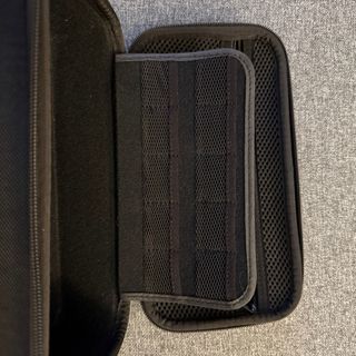 Funda Negra Nintendo Switch Bestico