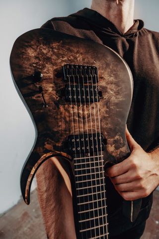 Guitarra Ronciswall Miasma 7 cuerdas