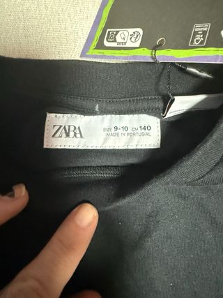 Camiseta Beetlejuice niño manga larga.