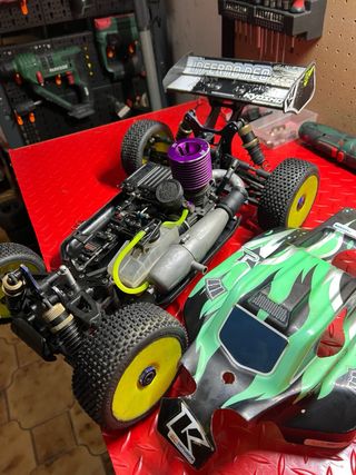 Auto RC Kyosho Inferno 1/8 Buggy