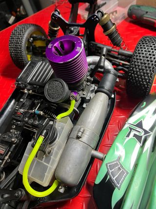 Auto RC Kyosho Inferno 1/8 Buggy