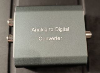 Conversor Áudio Analógico para Digital Cinza