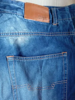 Pantalón vaquero corto