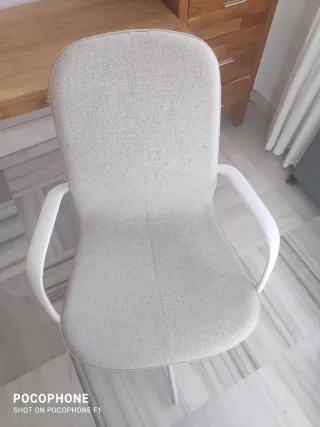 Silla de escritorio, modelo Langfjall, Ikea.