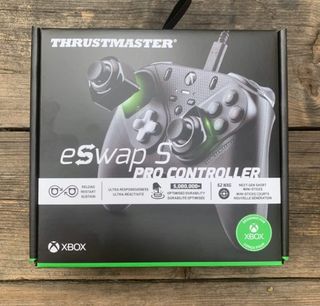 Mando Thrustmaster eSwap S para Xbox.